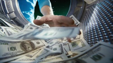 Mastering the Anti-Money Laundering Cycle for Stronger Compliance 6 Anti-Money Laundering